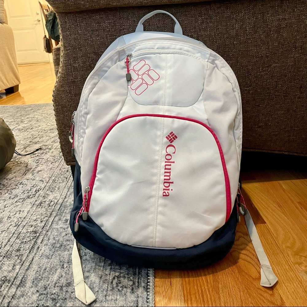 Columbia Rogue River Backpack - Like New!
